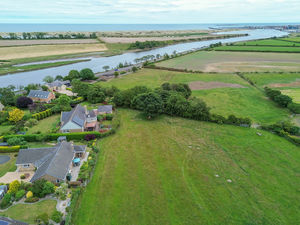 Photo 21- click for photo gallery